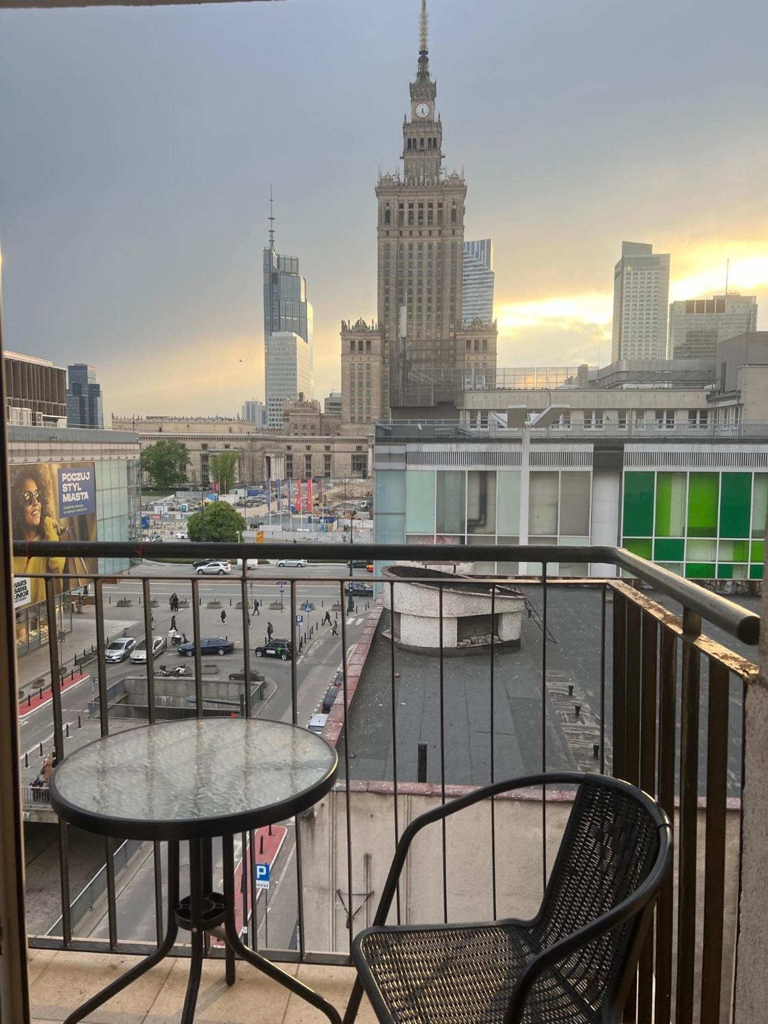 ורשה Ohmyhome-Zlota View Apartment מראה חיצוני תמונה